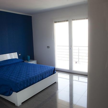 Case Vacanze Adelaide تْشيفالو المظهر الخارجي الصورة